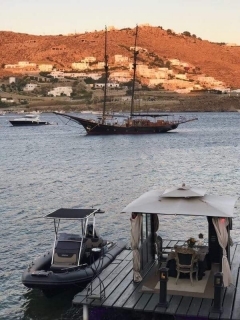  GRAND G580 in Mykonos 